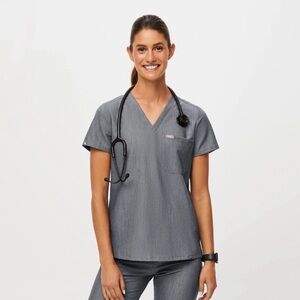 🩵 FIGS Scrub Set — Catarina Top (XXS) + Livingston Pants (XS) 🩵